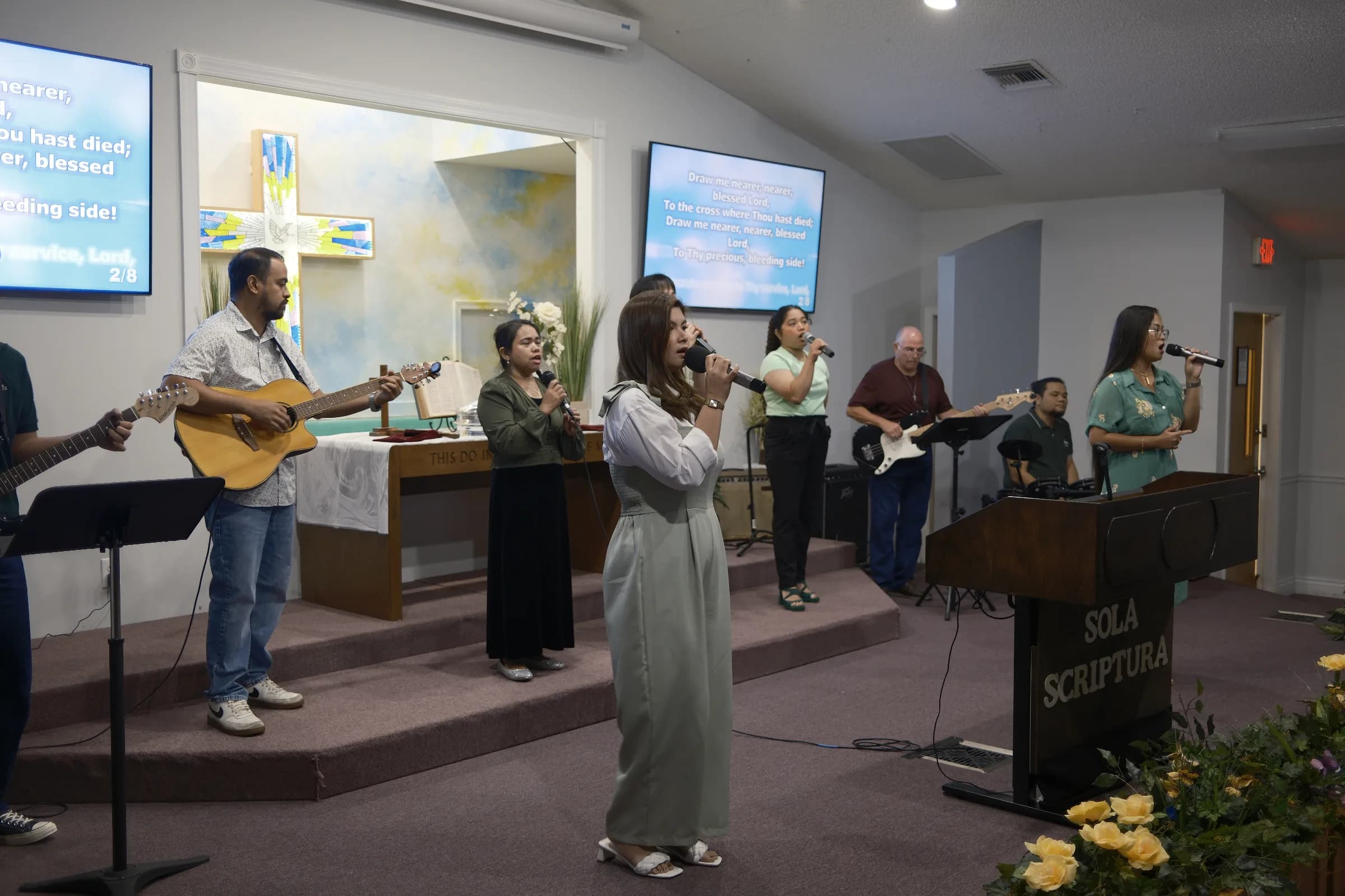 View of the worship group during the service